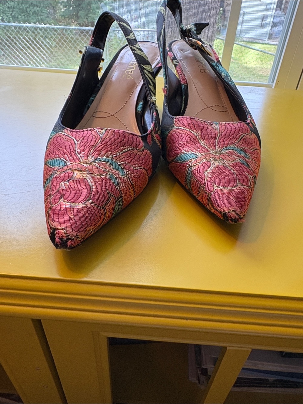 J.Renee Pink Floral Pointed Slingback Pumps - Picture 3 of 4